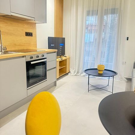 Luna-Your Urban Stay Soluň Exteriér fotografie
