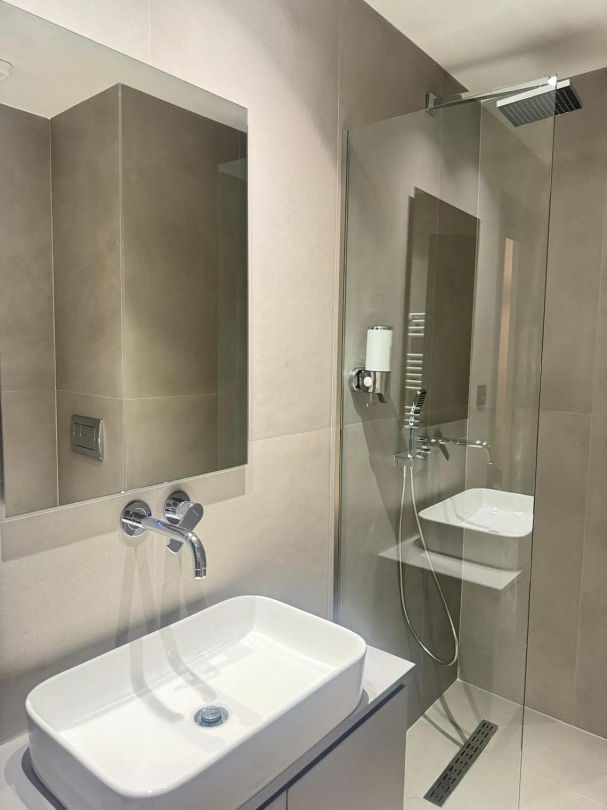 Luna-Your Urban Stay Soluň Exteriér fotografie